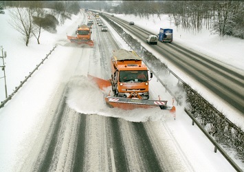 Ónós esővel és havazással tér vissza a tél-Fokozott óvatosságot kér az autósoktól a Magyar Közút